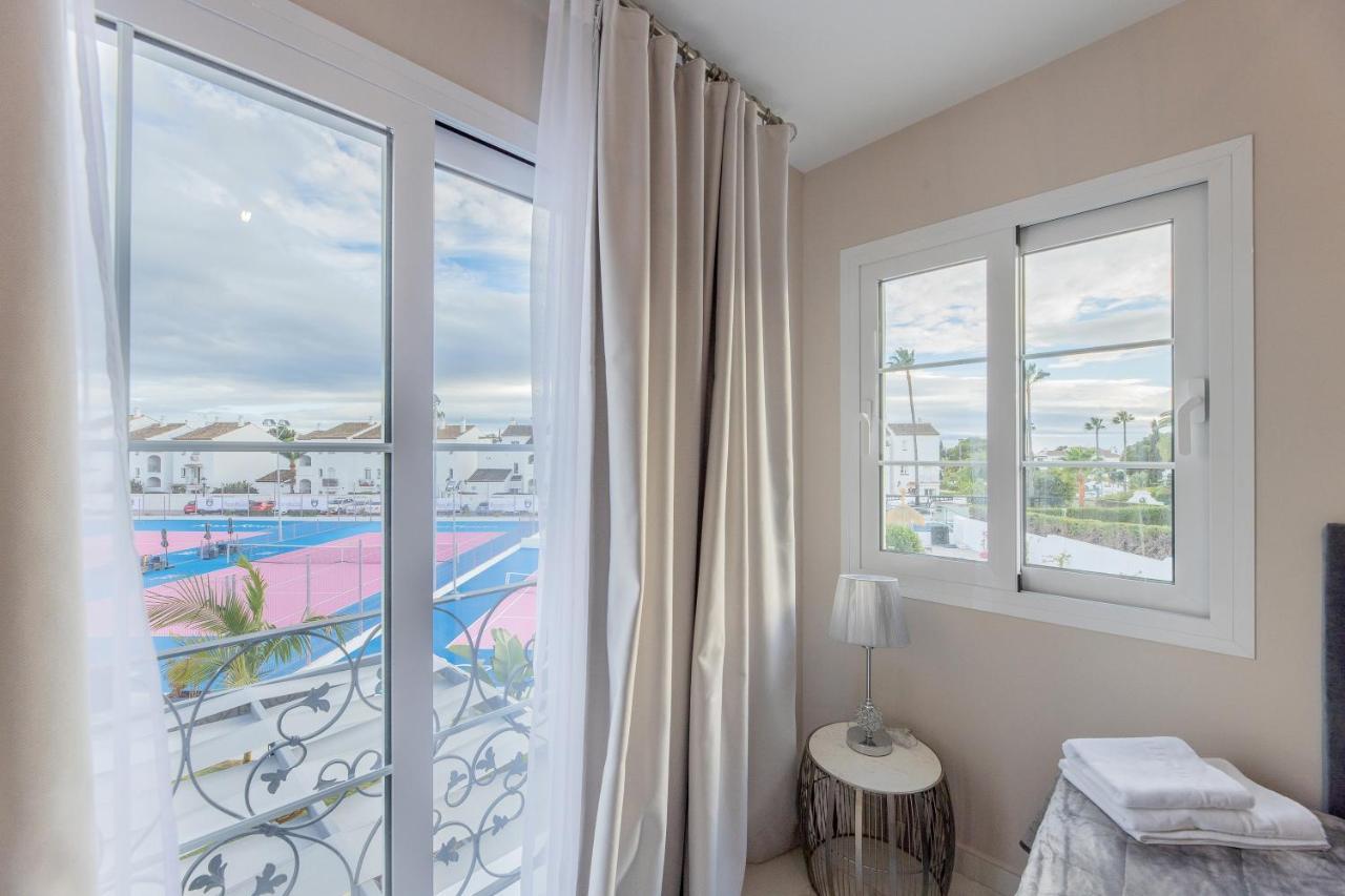 Residencia Deportiva Rozarossa Hotel Estepona Luaran gambar