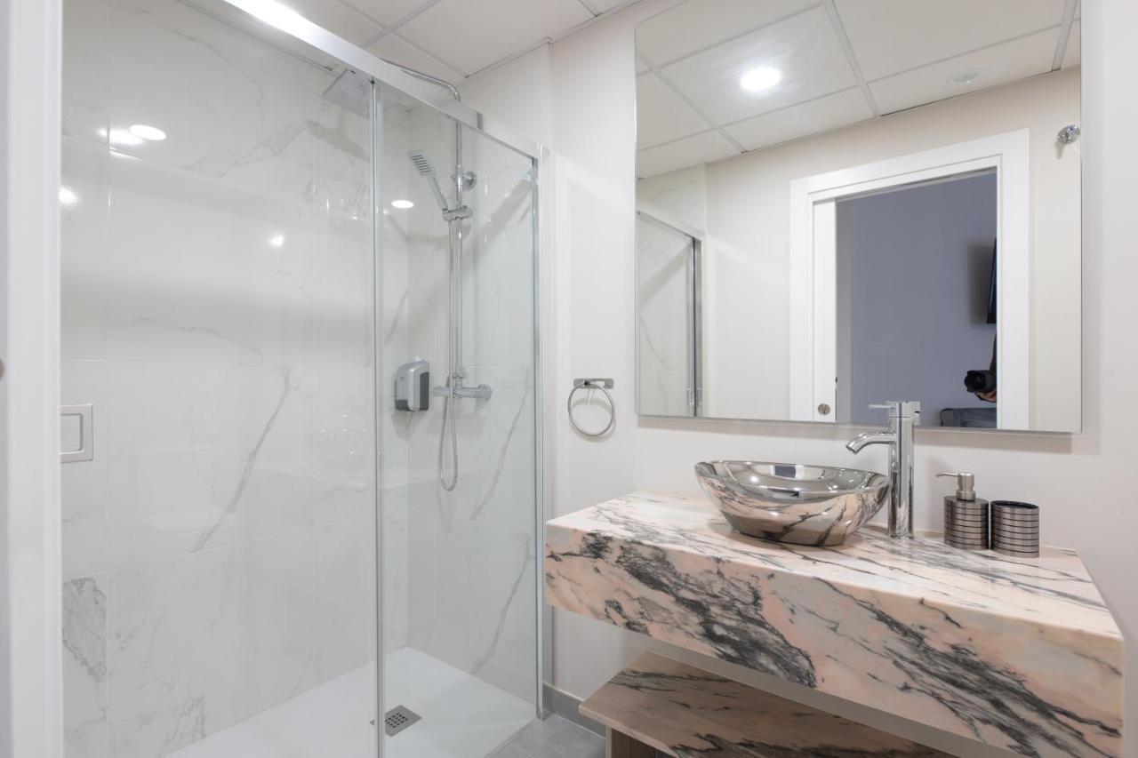 Residencia Deportiva Rozarossa Hotel Estepona Luaran gambar