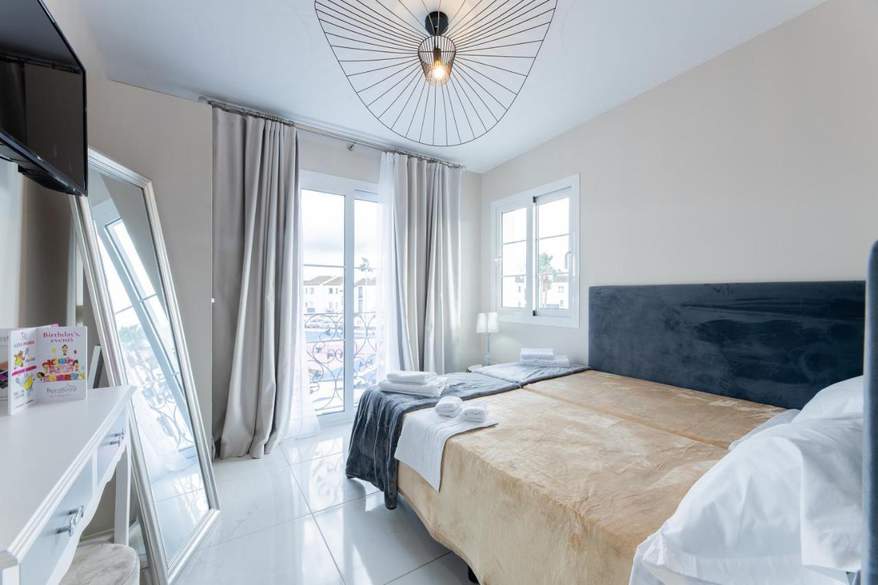 Residencia Deportiva Rozarossa Hotel Estepona Luaran gambar